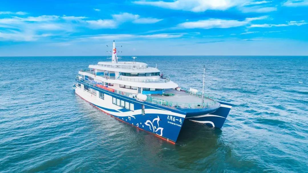 GVS用光打造“海上的移动豪华城堡”，